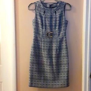 Tahari Navy & White Dress w/Gold Buckle Sz 2Petite